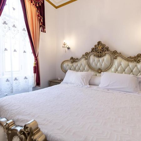 Appartement Maison De L'Eglise Du Couvent Narbonne Kültér fotó