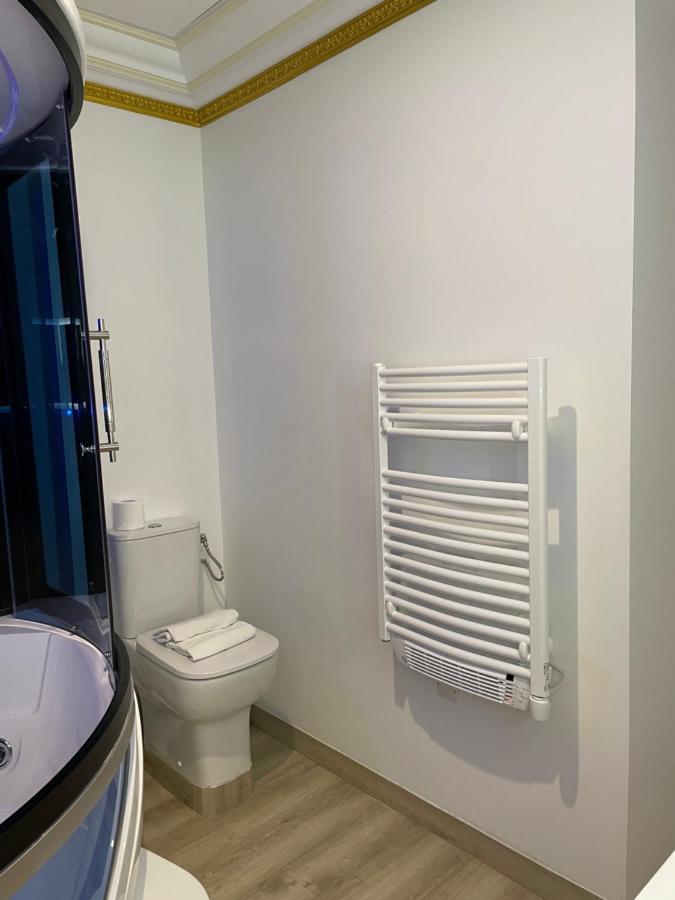 Appartement Maison De L'Eglise Du Couvent Narbonne Kültér fotó