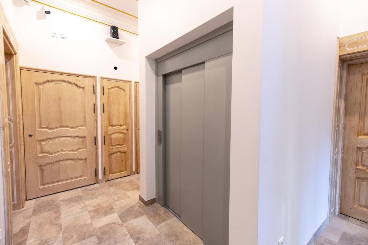 Appartement Maison De L'Eglise Du Couvent Narbonne Kültér fotó